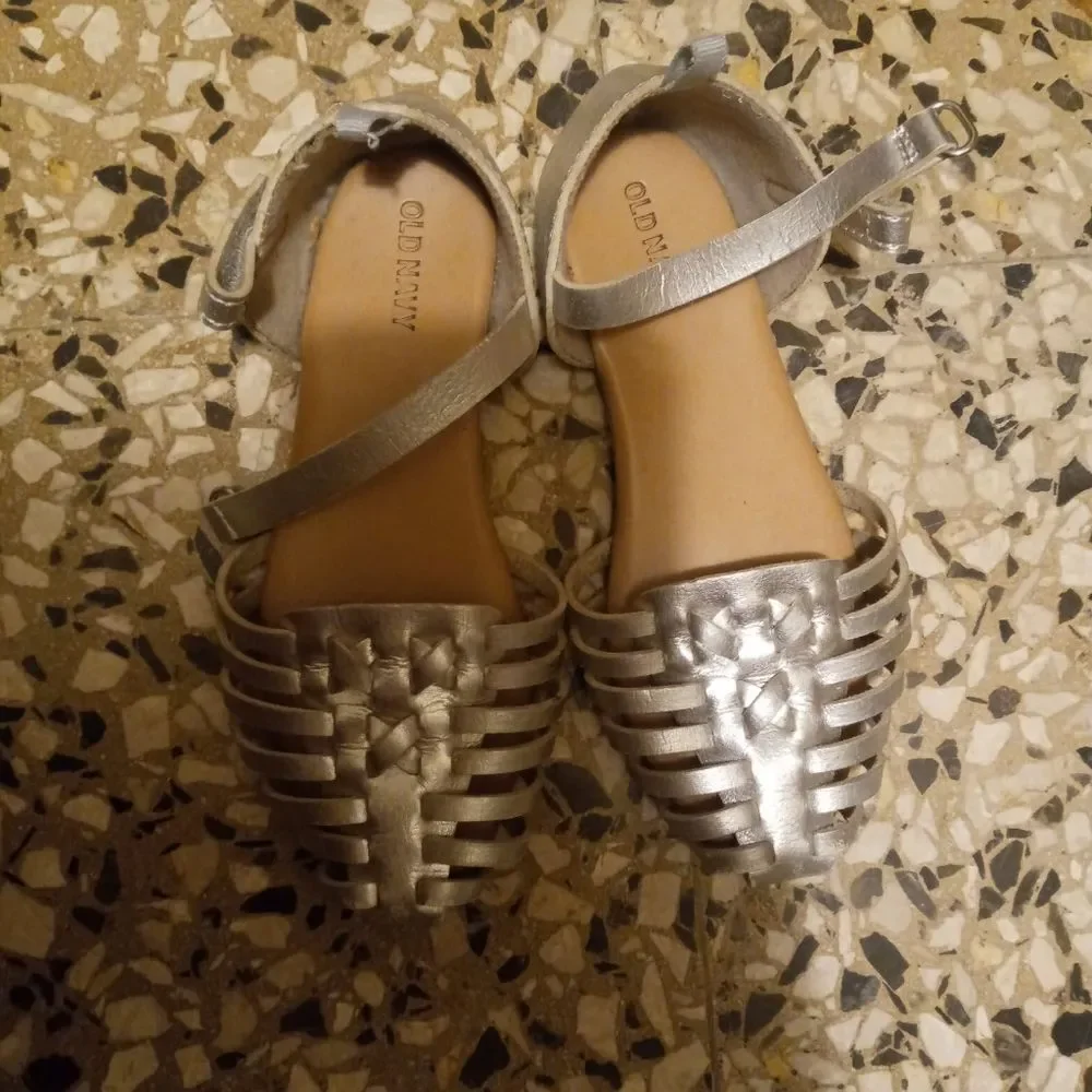 Old navy girl shoes